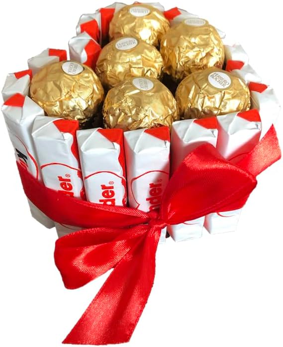 Tartas Kinder: Cesta de chocolate perfecta para regalar en Navidad, San Valentín y cumpleaños con Kinder Bueno, Schoko Bons, Ferrero y flores preservadas (Corazón mini Ferrero)
