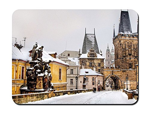 Preisvergleich Produktbild Winter in Prag - 9 x 7 Maus Pad