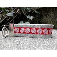 Schlüsselanhänger Schlüsselband Wollfilz hellgrau Kleeblatt rot rosa weiß Geschenk!