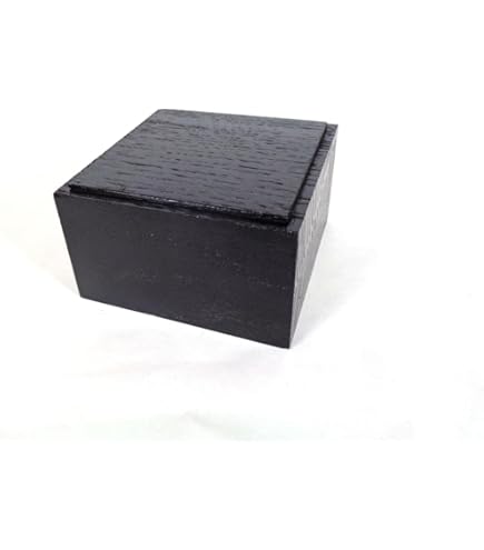 SOCLE EN CHENE MASSIF POUR STATUE 18x18x5