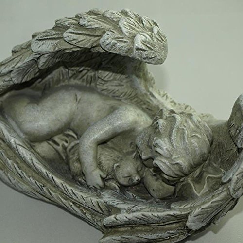 Beschützende Engelfigur mit Katze im Arm für die Katzengrab Dekoration. Länge 24cm - 2