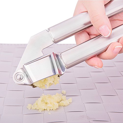 garcoo Edelstahl-Knoblauchpresse, inkl. Schäler und Reinigungsbürste, Set, zum Schälen und Pressen von Knoblauch, mit Silikon-Rolle, edelstahl, B - 3
