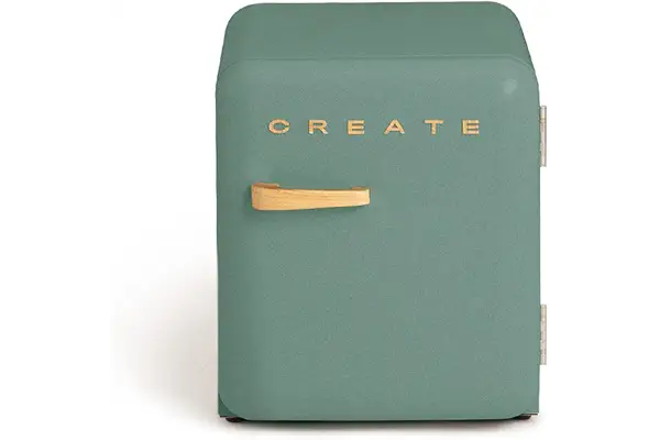 CREATE / RETRO FRIDGE 50 WOOD/Frigorífico verde sage maneta madera / 85W, minibar, un estante, diseño retro, 50 cm, dos repisas, capacidad de 48L, bajo consumo, 50x44x49,8 cm