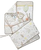 En moda grises, MINTS y colores para crear un entorno de sueño relajante, presenta un cute Bunny patchwork y ositos de coral para mantener un vigilar a través de su poco uno mientras que resto.
