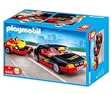 Descripción del producto: Coche de deporte con Kart. Todo para la carrera. Con 1 personaje y muchos Herramientas mecánicas. El kart se puede fijar en el remolque.