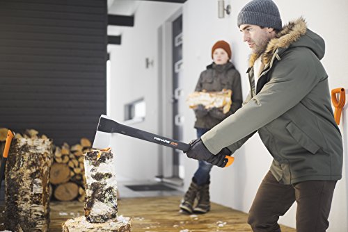 Fiskars Spaltaxt, Inklusive Klingen- und Transportschutz, Länge 70 cm, Antihaftbeschichtet, Hochwertige Stahl-Klinge/Glasfaserverstärkter Kunststoff-Stiel, Schwarz/Orange, X21–L, 2,1 kg, 1015642 - 8