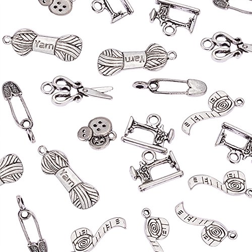 PandaHall - Costura de tejer temáticos estilo tibetano colgantes de la aleación, de tijera, Tubería, Pin de seguridad, el hilo del ovillo, Botón, encantos Máquina de coser, sin plomo, plata antigua, ~ 15 ~ 31x6.5 18x1.5 ~ 3 mm, agujero: 1,5 ~ 3 mm; 6pcs / set