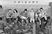 Produktbild Empire Merchandising 626257 Friends - On Girder - Poster - Filmposter - Größe 91.5 x 61 cm