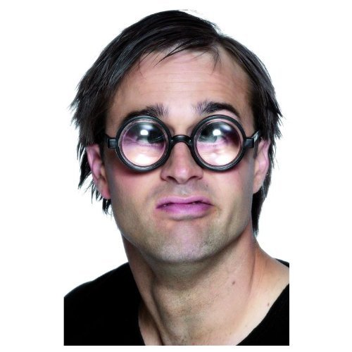 Brille die die Augen vergrößert Idiot
