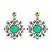 Produktbild Katylen Earring die Juwelen am Ohr sind in Vintage-Juwelen mit diamantbesetzten Mädchenohrringen und grünen Edelsteinen ausgestellt.