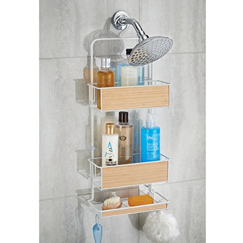 mDesign Hängeregal für die Dusche – Duschregal ohne Bohren – einfach einhängen – Duschkorb mit Ablagen und Haken für Shampoo, Conditioner, Seife etc. – weiß/helles Holz - 3