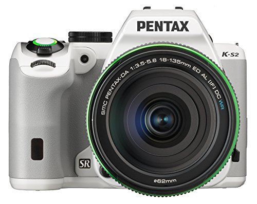 Pentax K-S2 Spiegelreflexkamera (20 Megapixel, 7,6 cm (3 Zoll) LCD-Display, Full-HD-Video, Wi-Fi, GPS, NFC, HDMI, USB 2.0) Kit inkl. 18-135mm WR-Objektiv weiß Pentax K-S2 Spiegelreflexkamera (20 Megapixel, 7,6 cm (3 Zoll) LCD-Display, Full-HD-Video, Wi-Fi, GPS, NFC, HDMI, USB 2.0) Kit inkl. 18-135mm WR-Objektiv weiß Bilder