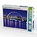 Produktbild Die beleuchtete Finnieston Brücke am Fluss Clyde bei Nacht 1000 Teile Puzzle quer: Finnieston Brücke am Fluss Clyde, Glasgow, Schottland (CALVENDO Orte)