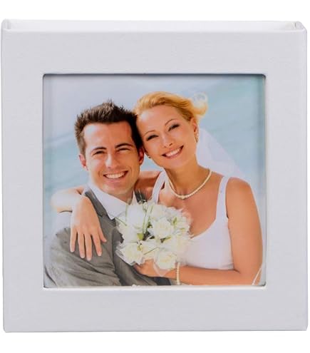 Étui De Protection Pour Clé USB - 1 Slot En Cuir Synthétique Blanc, 15x13.5 Cm, Boucle Douce, Kwmobile