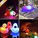 Produktbild 7er-Set | Zumberg | Badewannenspielzeug | Beinhaltet | 3 × LED Ente | 3 × LED Delphin | 1 × Aufbewahrungsbeutel - Netz mit Saugnäpfen (35 x 45cm) | Das perfekte Geschenk zu Ostern | 100% Zufriedenheitsgarantie und garantiert schneller Versand aus Deutschland