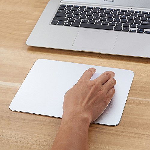 Xingddoz Alfombrilla de Rat  n W de Aluminio para Juegos Antideslizante Base de Goma y Alfombrilla de Rat  n de Micro Superficie de Aluminio de Voladura de Arena para Control R  pido y Preciso plata