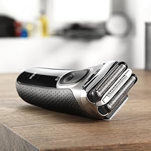 Braun Series 3 ProSkin Electric Shaver, Electric Razor for Men With Pop Up Precision Trimmer, Cordless, Wet & Dry, Gifts… - Image 2
