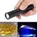 Produktbild Riuty UV Taschenlampe, 365nm LED Lila Taschenlampe Ultraviolette Taschenlampe Hand Licht Für Fluoreszenz Test Geld Kosmetik (ohne Batterie)