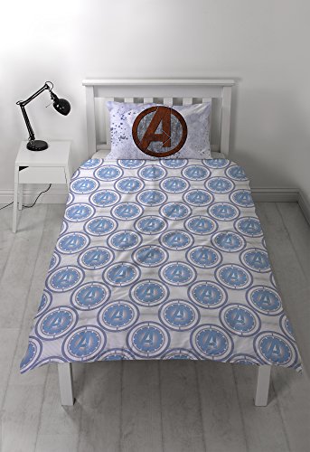 Character-Marvel-Avengers-Strike-Design-Single-Bettwsche-Set