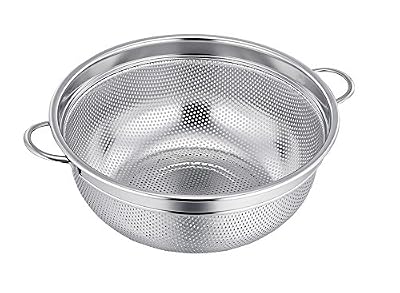 Teamfar Passoire en acier inoxydable, Micro perforé de cuisine Passoire avec poignée, 3 quart Petite passoire pour pâtes de fruits Légumes – Passe au lave-vaisselle