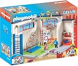 edificios medievales playmobil Diferentes equipos de gimnasia como cuerda, anillos que se pueden enganchar a la parte superior del gimnasio; en un lado de la pared hay dos ganchos para colgar el material de gimnasia; también hay estantes en las paredes para guardar los anillos y los malabares. La altura se puede ajustar - el tapete del suelo con marcas se puede quitar. Lleva la cuenta del partido con el marcador; se puede ajustar y muestra resultados desde el 00 al 99. Hay muchos enganches en la pared de escalada al aire libre para que las figuras se agarren. El gimnasio es compatible con el colegio (#9453 - se venden por separado)