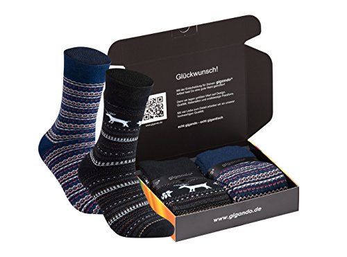 gigando | Comfortable Christmas Socks | Weihnachtssocken für Damen und Herren | warme Thermosocken im Weihnachts Design mit extra weichem Komfortrand | Geschenkbox | 2 Paar | schwarz, marine | 43-46| gigando | Comfortable Christmas Socks | Weihnachtssocken für Damen und Herren | warme Thermosocken im Weihnachts Design mit extra weichem Komfortrand | Geschenkbox | 2 Paar | schwarz, marine | 43-46|