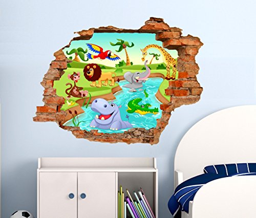 Adesivi Murale per bambini StickerDesign Made in ITALY Adesivo Murale effetto Buco nel muro 3D Animali della savana in un laghetto Giraffa coccodrillo scimmietta Decorativo Cameretta Bambini Fantasy Adesivo Murale Disegni decorativi Wall Stickers decorativo Adesivi Murali Decorazione Cameretta Nursery Carta da parati