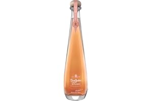 ‎DON JULIO Don Julio Rosado Tequila, Luxury Tequila, 40 Percent Vol, 700 ml, Refined in Ruby Port Wine Barrels, Sweet Fruit and Caramel Notes