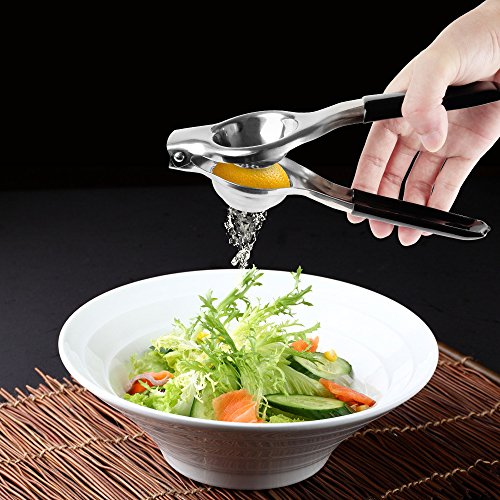 Zitronenpresse, Panpany Edelstahl Citrus Entsafter mit Silikon Handgriffen, Schnell und einfach entsaften mit 12 Löchern – Schwarz - 7