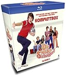 Die wilden Siebziger - Die Komplettbox mit allen 200 Folgen auf 16 Blu-rays (Cigarette Box mit Episodenguide und Fanposter) (exklusiv bei Amazon.de) - Ashton Kutcher