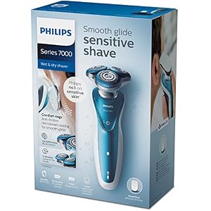 Philips Series 7000 Connected Shaver with Exfoliation Brush and Trimmer Attachment (UK 2-Pin Bathroom Plug) - S7921/51 - Image 8