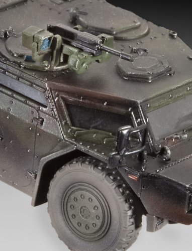 Revell 1:72 Scale Set Elefant/ Fennek and PzH 2000