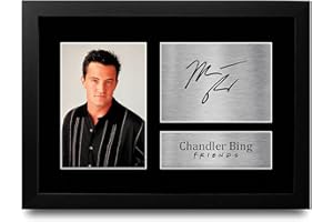 HWC Trading FR A4 Chandler Bing Matthew Perry Cadeaux Imprimé Signé Autographe Photo pour les fans d’émissions de télévision - A4 Encadré