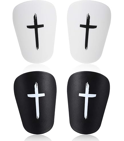 2 Paar Bijbelse Voetbal Scheenbeschermers, 10x6cm Cross-Soccer Scheenbeschermers met Bijbelvers Beschermende Sportkleding voor Mannen Vrouwen en Jongeren (Zwart en Wit