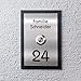 Produktbild Metzler-Trade® Edelstahl-Türklingel "Bi-Color" Hintergrundplatte schwarz. Inklusive Hausnummer und Namens-Gravur in Schwarz. Großer LED-Taster - verschiedene Farben wählbar IP67 - wasserdicht. Größe: 110 x 160 mm. Zur Unterputz-Montage.