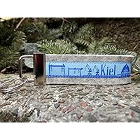 Schlüsselanhänger Schlüsselband Wollfilz hellgrau Skyline Kiel hellblau mittelblau!