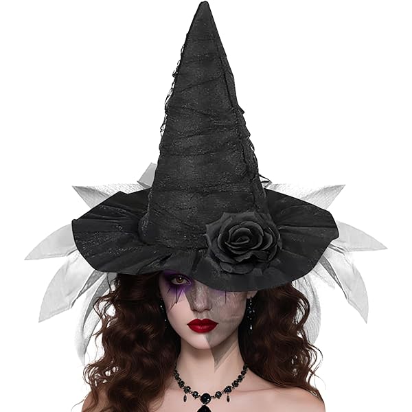 Stregoni O Cappello Della Strega Su Fondo Scuro Immagine Stock