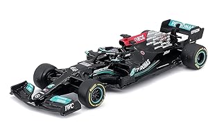 Bburago- 1:43 F1 Mercedes Amg W12 E-Performance with Helmet Hamilton Casco, Multicolor, Talla única (May Cheong B18-38058H)