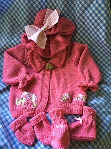 Baby girl jacket, hat, mittens and shoes