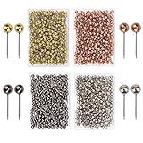 Breite Nutzung: Map Tacks sind ideal für wichtige Papiere oder Nachrichten auf Bulletin Board, Kork-Board, Anschlagbretter, Foto-Boards, Holzwand, etc.Es ist eine perfekte Möglichkeit, Orte, Sehenswürdigkeiten, Reiserouten, Adressen und Ziele auf Karten zu markieren . Ein guter Helfer, um einige künstliche Blütenblatt Mittelstücke zu machen.