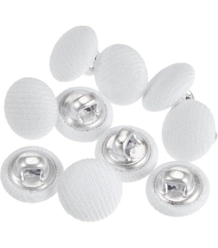 bouton 25 mm couleur blanc (recouvert de tissu) 2 trous sertis de métal chromé diamètre 25 bouton 25 mm couleur blanc (recouvert de tissu) 2 trous sertis de métal chromé diamètre 25