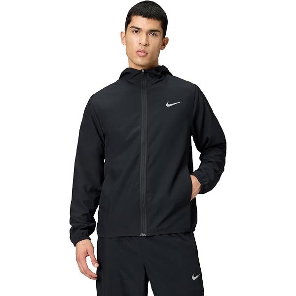 NIKE - Solo Swoosh Nylon Jacket, White (XS) : Amazon.de: Fashion