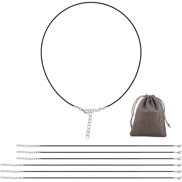 Collier en cuir tressé blanc avec fermoir aimanté en acier