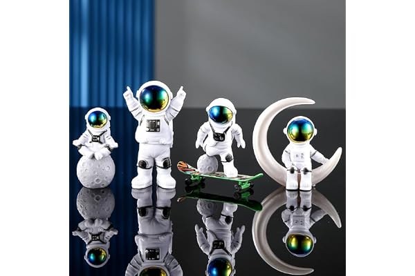 Generisk astronautfigursats, set med 4 stycken – rymdfartsdekoration för skrivbord, tårta och bil