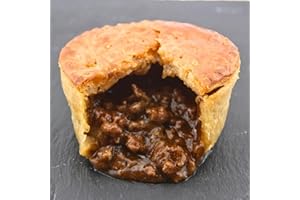 THE LEWIS PIE CO Minced Beef & Onion Pies – Authentic British Comfort Food, 8-Pack of Hearty Individual Portions with Flaky Golden Pastry – Family Recipe Since 1936, Delivered Fresh