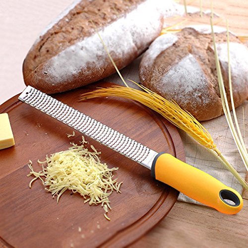 Anpro Zester Reibe aus Edelstahl mit gelber Griff und Sicherheitsabdeckung für Käse, Zitrone, Gemüse - 2