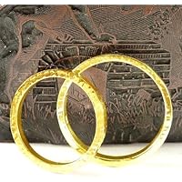 Eheringe Trauringe Set aus Gelbgold mit strukturierter Oberfläche - handgefertigt by SILVERLOUNGE