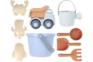 Monnëka Juego de juguetes de playa azul | Kit de juego de arena infantil de 9 piezas, incluyendo cubo, pala, rastrillo, colador, regadera y camión | Seguridad y diversión perfecta para niños pequeños