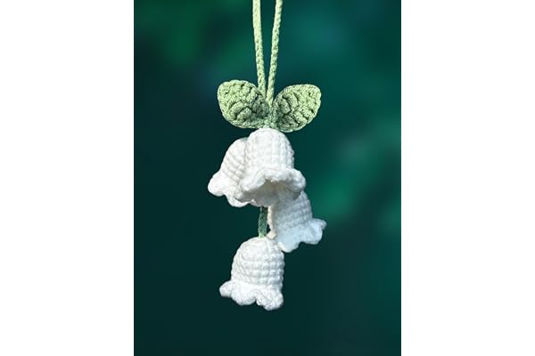 KIAYOO Pendentif de Rétroviseur Voiture Lys de la Vallée Tricoté, Décoration Voiture Mignonne pour Rétroviseur, Accessoire Intérieur Cadeau d'Anniversaire Noël Nouvel An pour Filles Femmes Amies Blanc