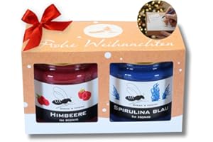 ‎GREGA´S IMKEREI Honig Geschenkset von Gregas Imkerei | 2er Geschenkbox im festlichen Karton " Frohe Weihnachten " und Grußfeld auf Rückseite. 2 x 250 g Gläser deiner Wahl (Himbeere & Spirulina Blau)